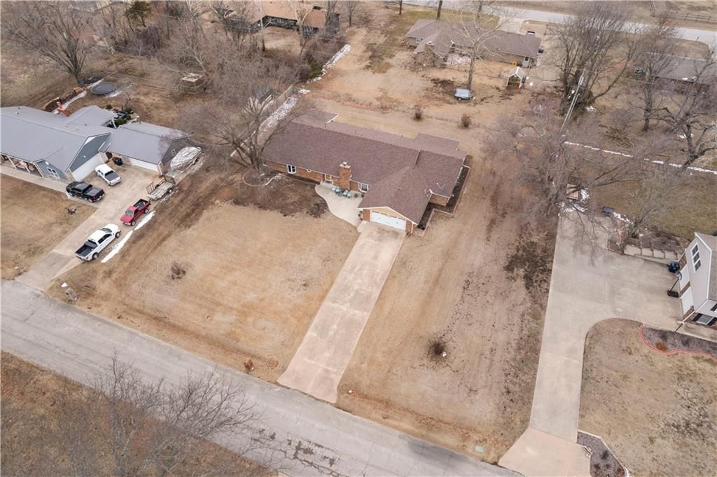 2613 Rolling Green Drive — photo 4