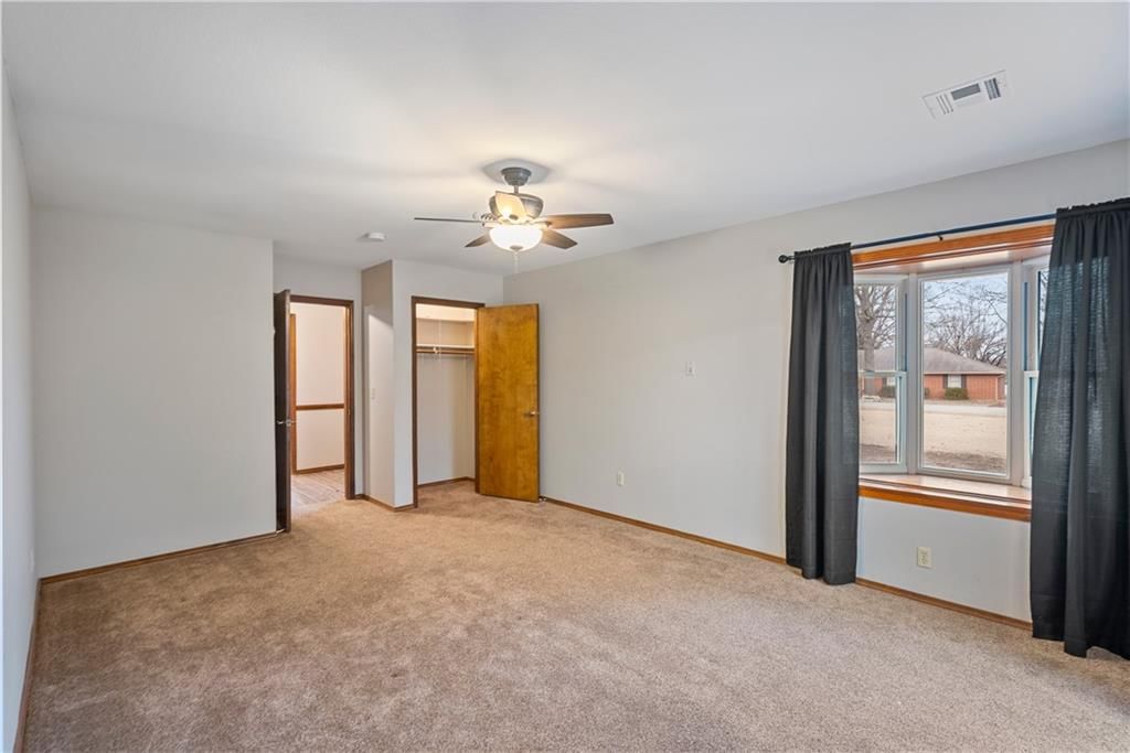 2613 Rolling Green Drive — photo 36