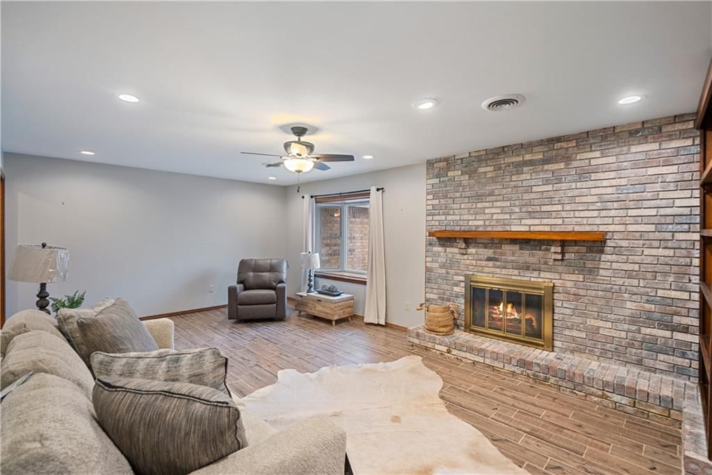 2613 Rolling Green Drive — photo 7