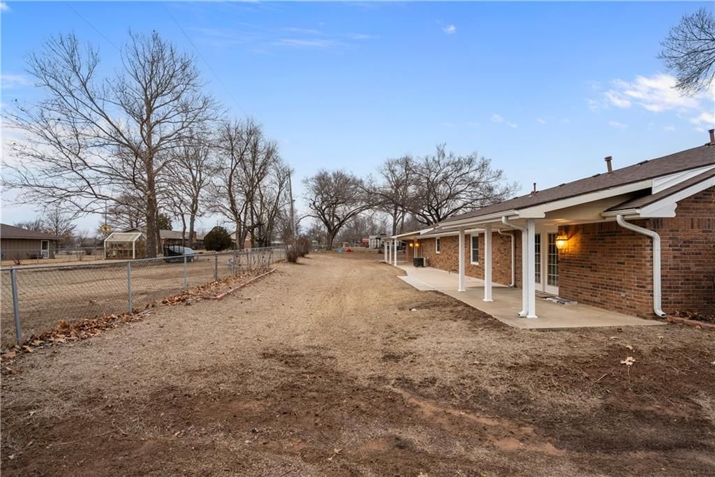 2613 Rolling Green Drive — photo 65
