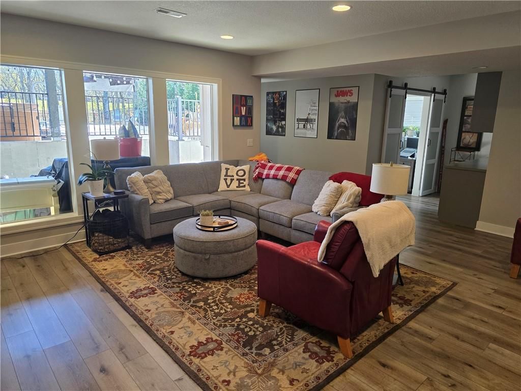 525 South Shore Drive — photo 7