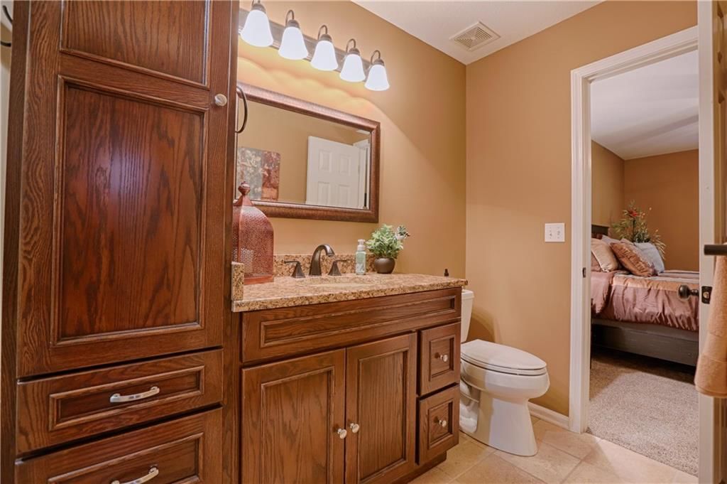 7702 W 149th Street — photo 23