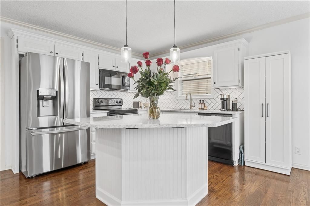 21237 W 120th Street — photo 13