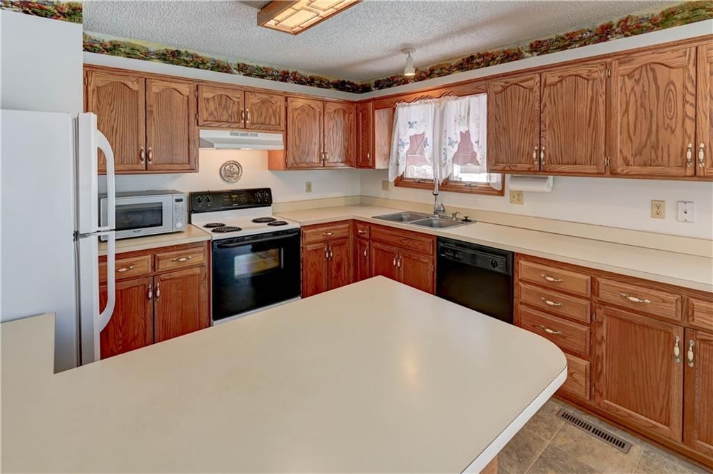 506 Santa Fe Drive — photo 11