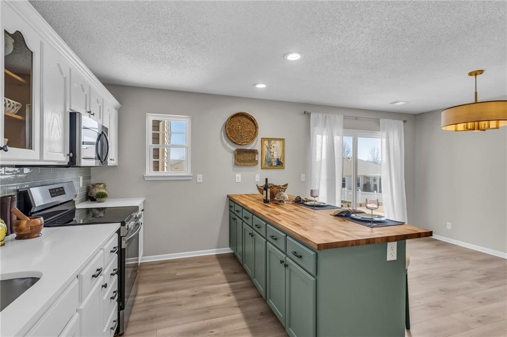 723 Seminole Court — photo 15