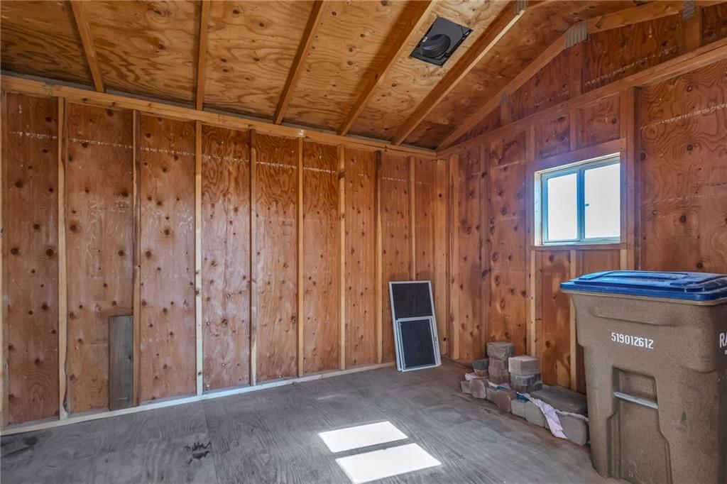 723 Seminole Court — photo 29