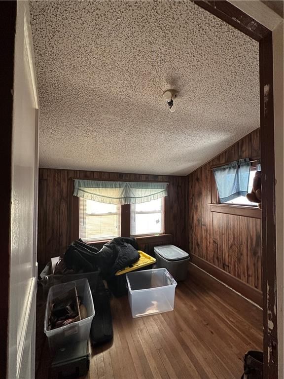 824 W 8th Street — photo 12