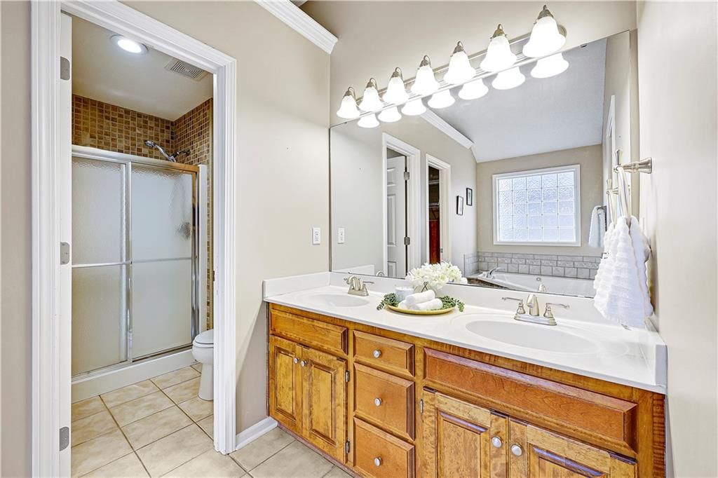 16930 Agnes Street — photo 20