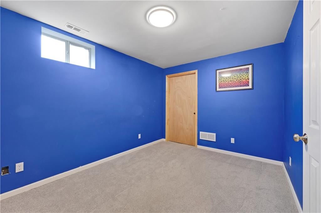 16930 Agnes Street — photo 28