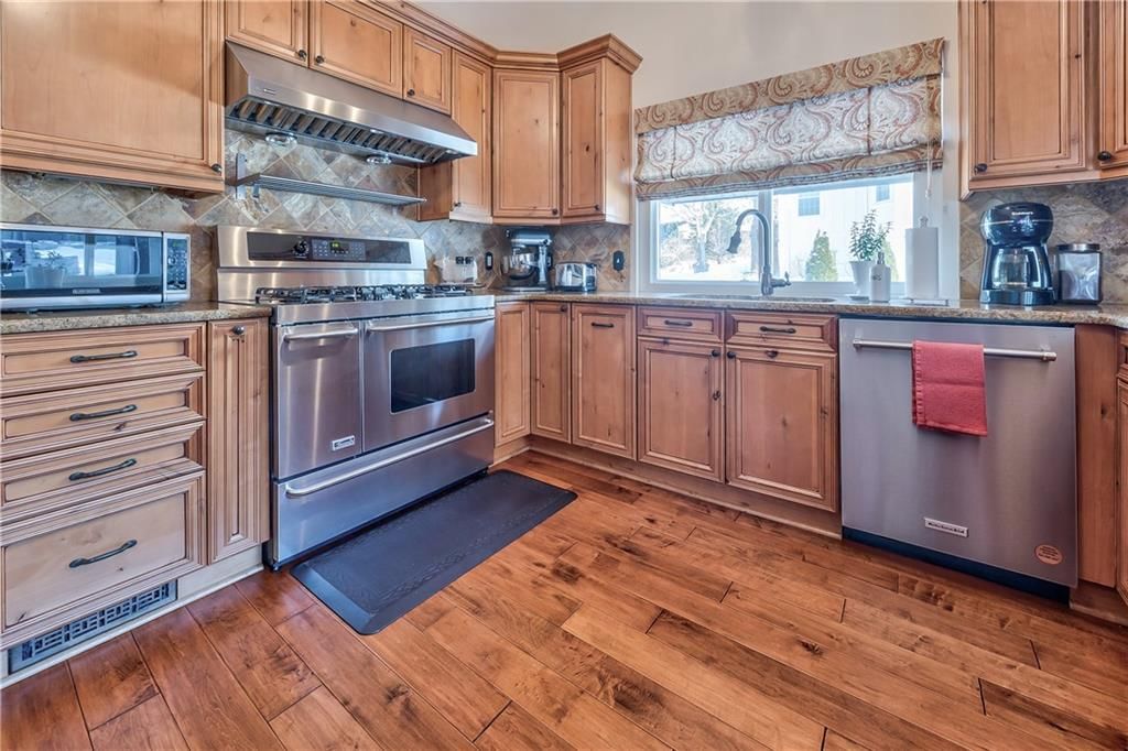 11323 Hemlock Street — photo 12