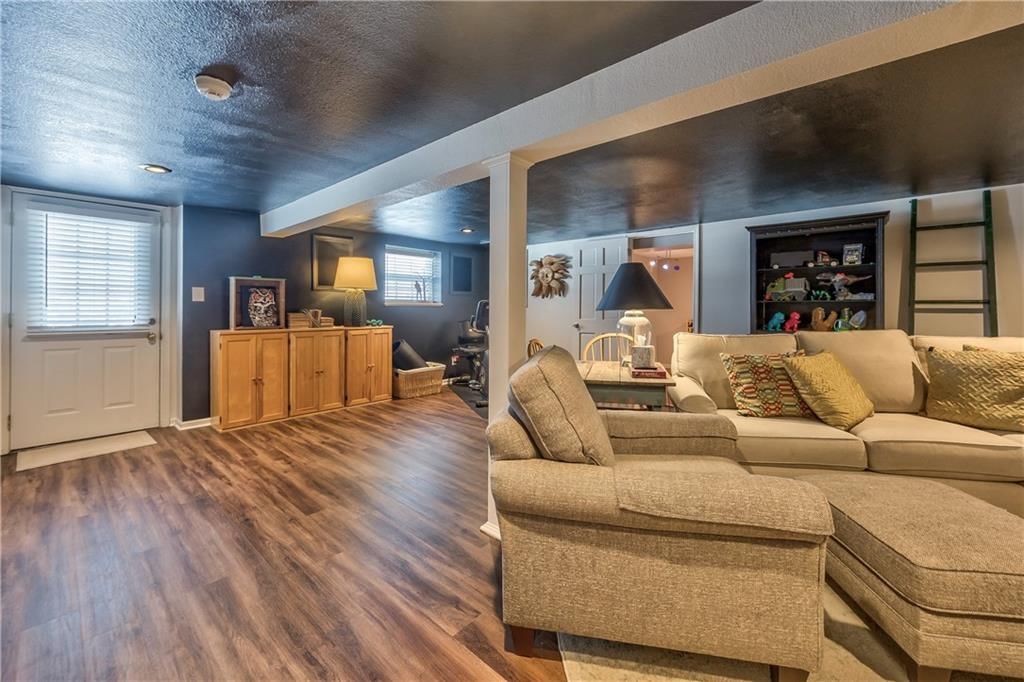 11323 Hemlock Street — photo 26
