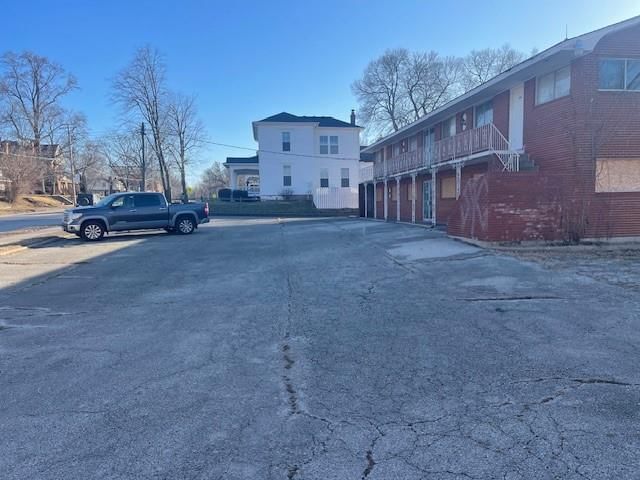 420 S Main Street — photo 4
