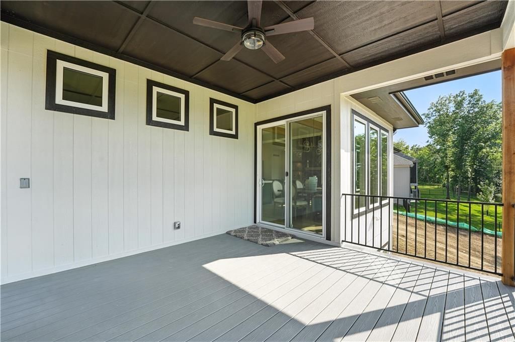 2218 NW Killarney Lane — photo 38