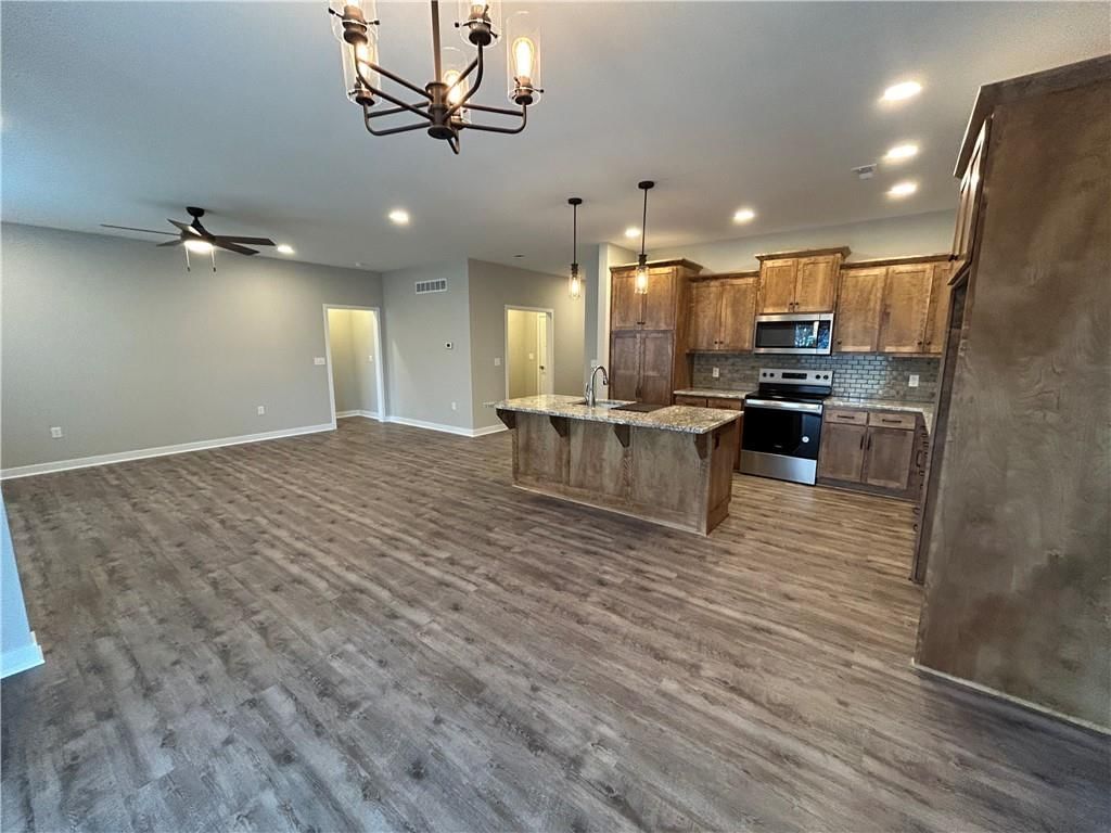 809 Golden Eagle Trail — photo 17
