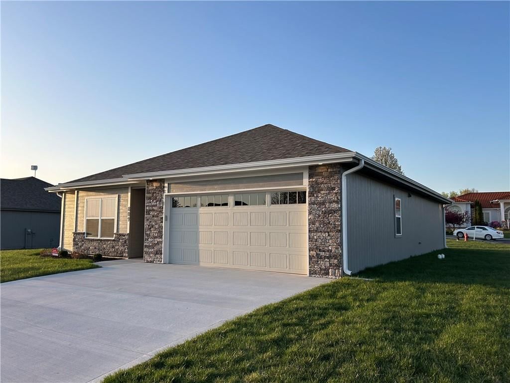 809 Golden Eagle Trail — photo 3