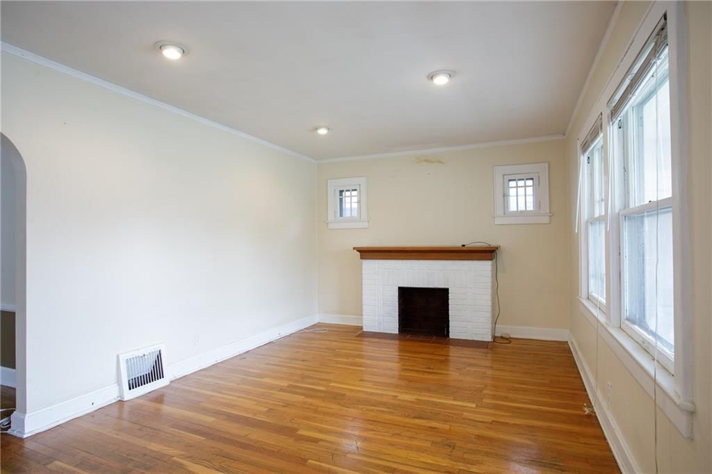 29 W 74th Terrace — photo 4