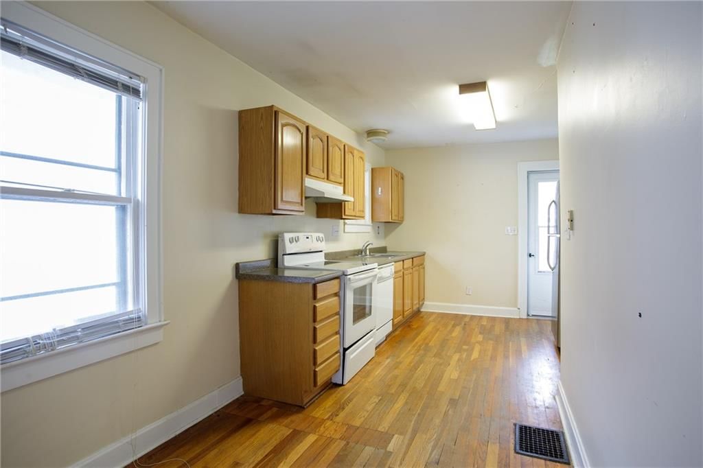 29 W 74th Terrace — photo 7