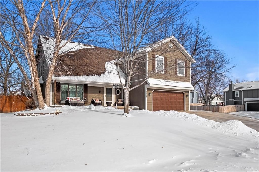 1318 E Meadow Lane — photo 4