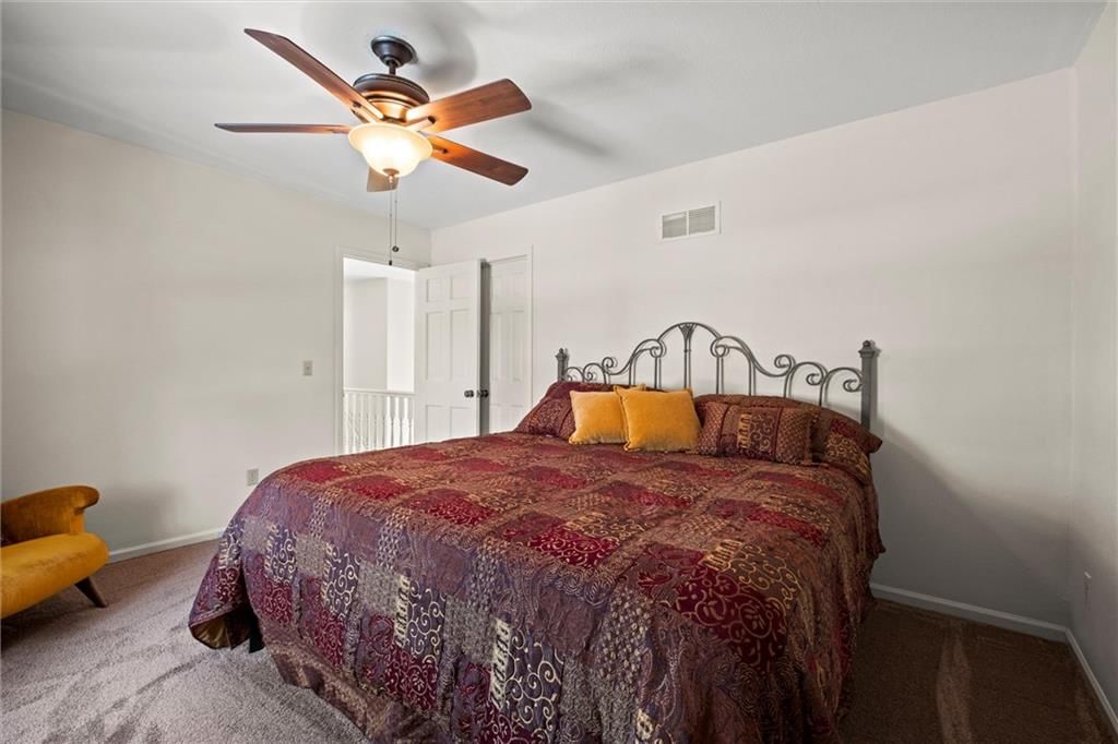 1318 E Meadow Lane — photo 31