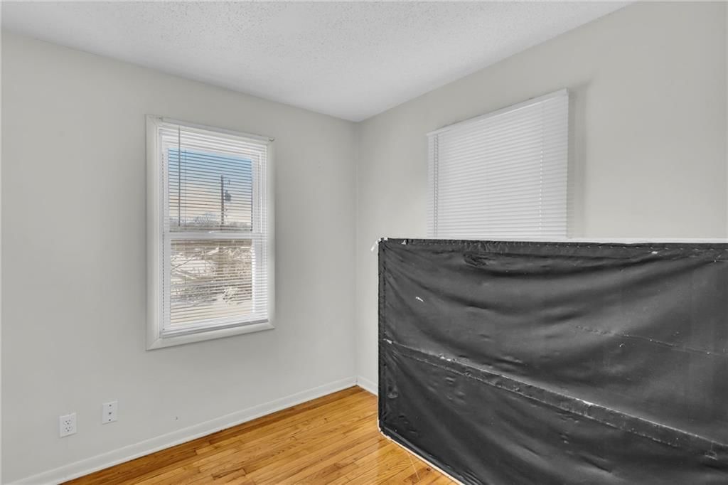 5040 N Beacon Avenue — photo 19