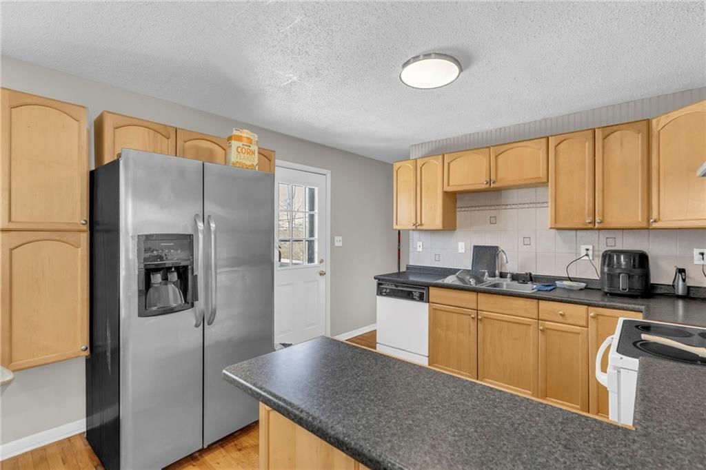 5040 N Beacon Avenue — photo 10
