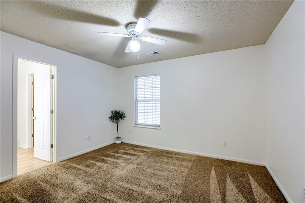 6980 N Olive Street — photo 17