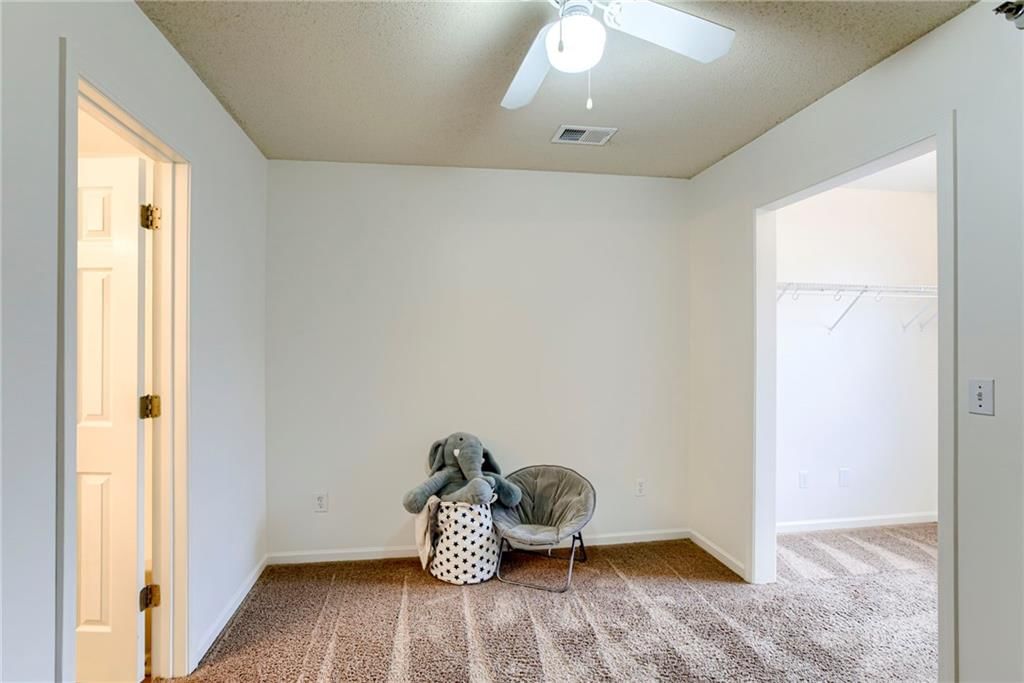 6980 N Olive Street — photo 23