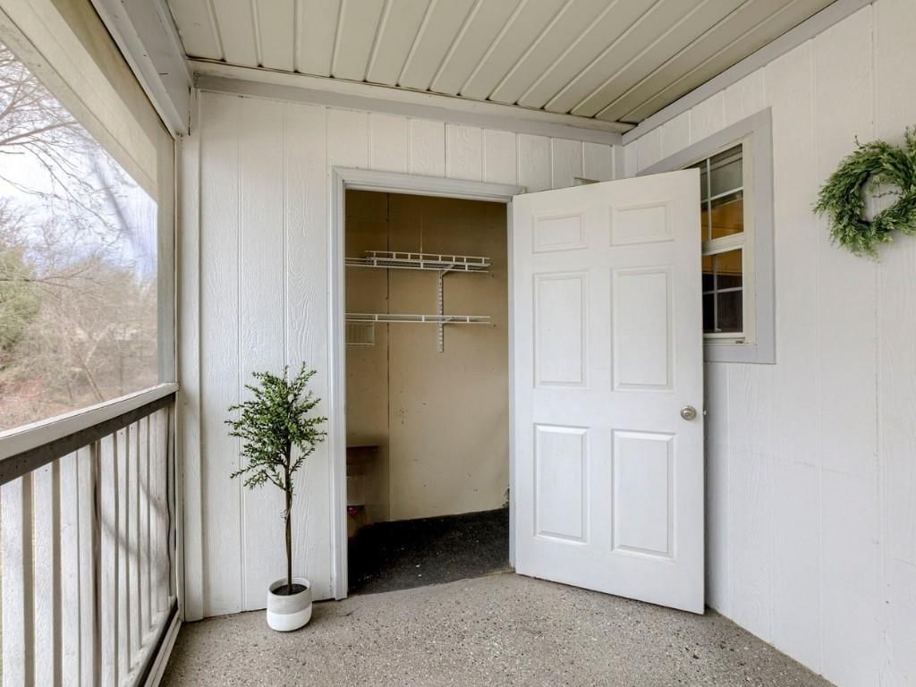 6980 N Olive Street — photo 27
