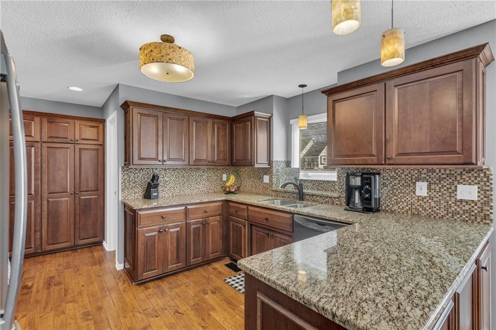 1221 E Butterfield Place — photo 8