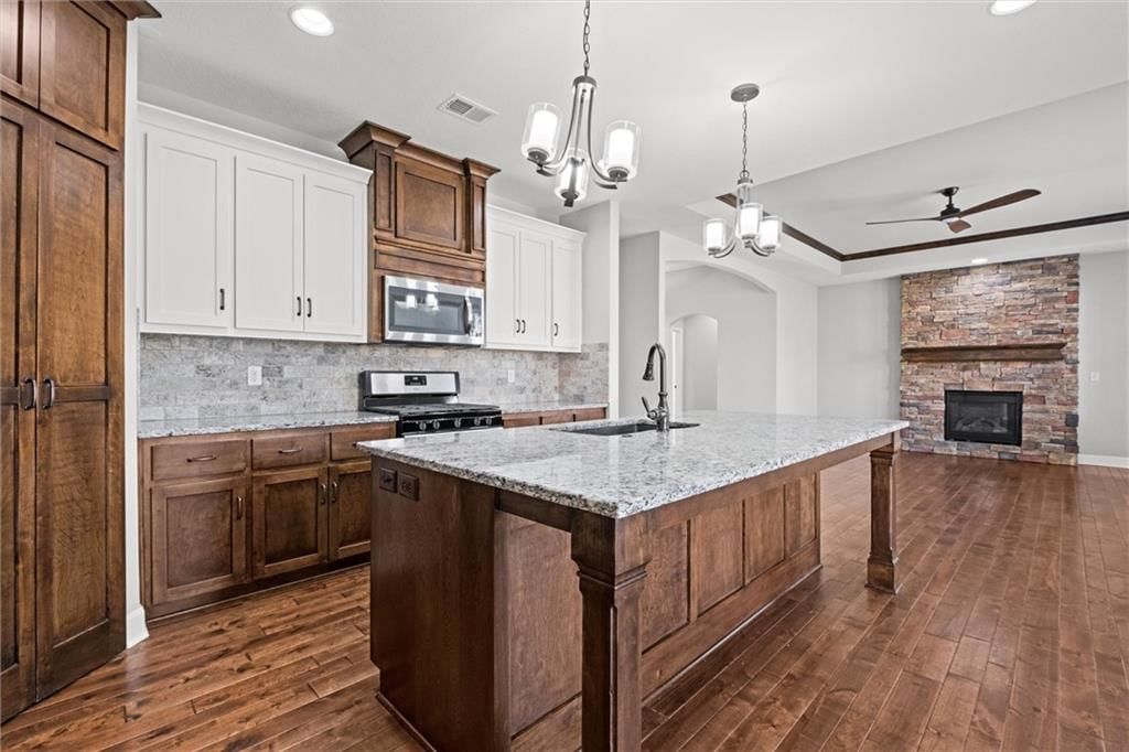19318 W 200th Terrace — photo 14