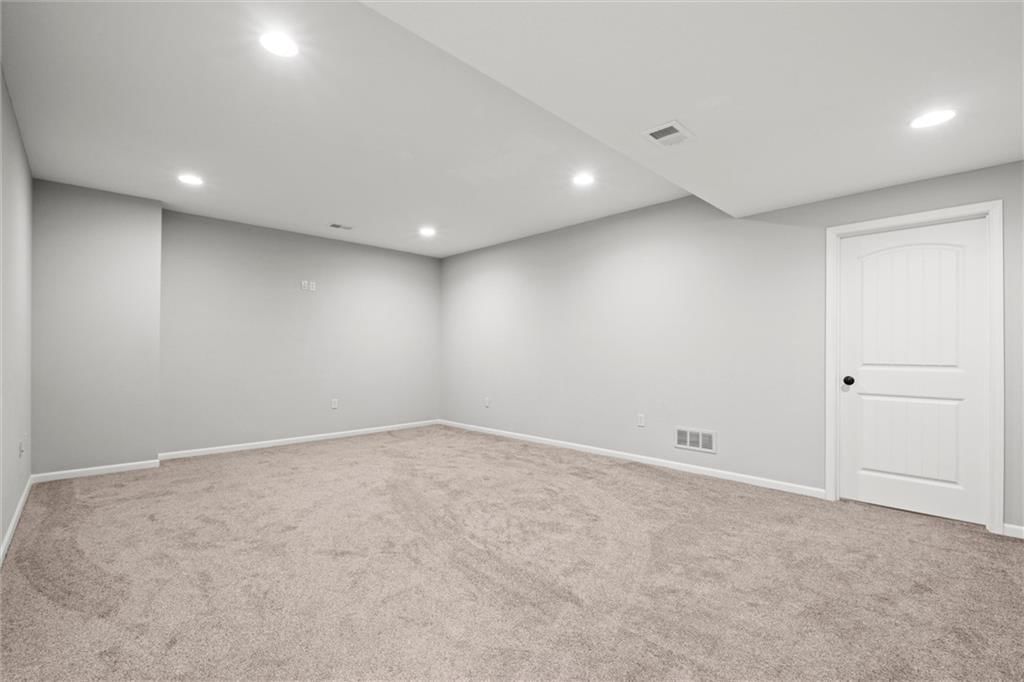 19318 W 200th Terrace — photo 29