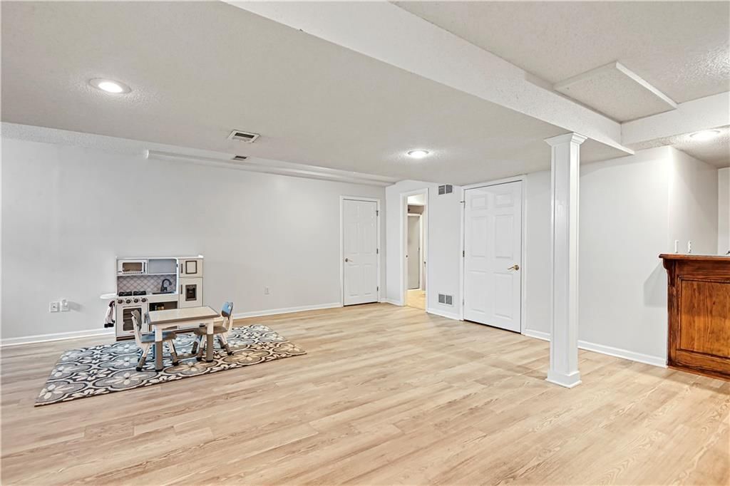 12817 Barton Street — photo 20