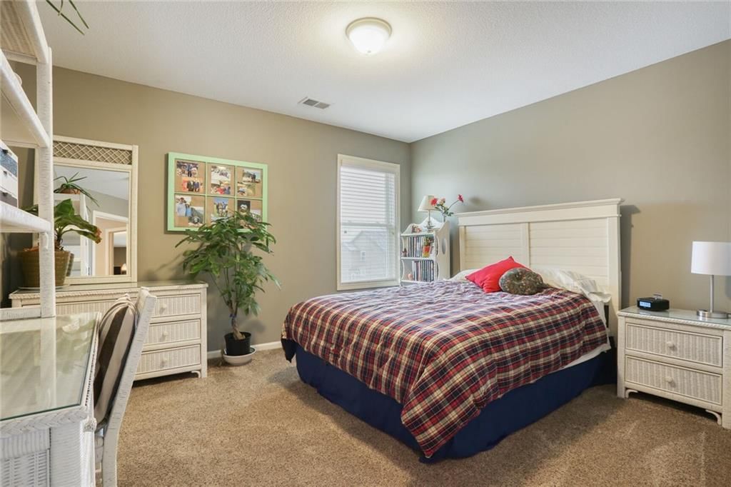 5509 Roundtree Street — photo 20