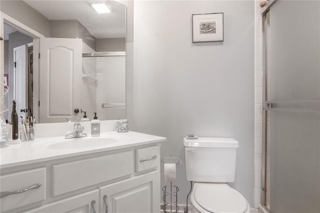 5509 Roundtree Street — photo 23
