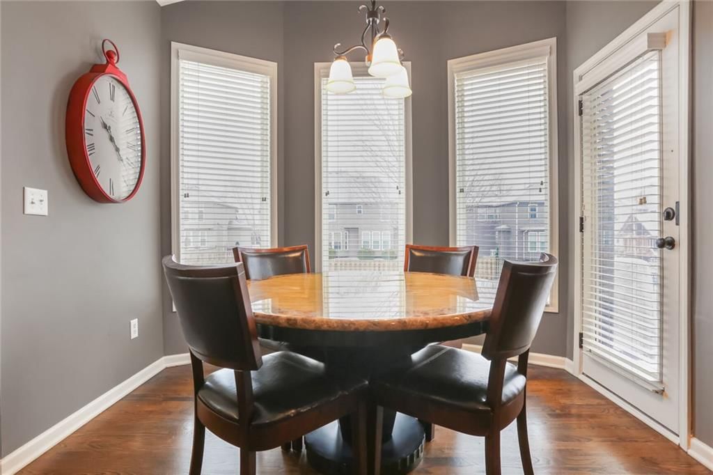 5509 Roundtree Street — photo 10