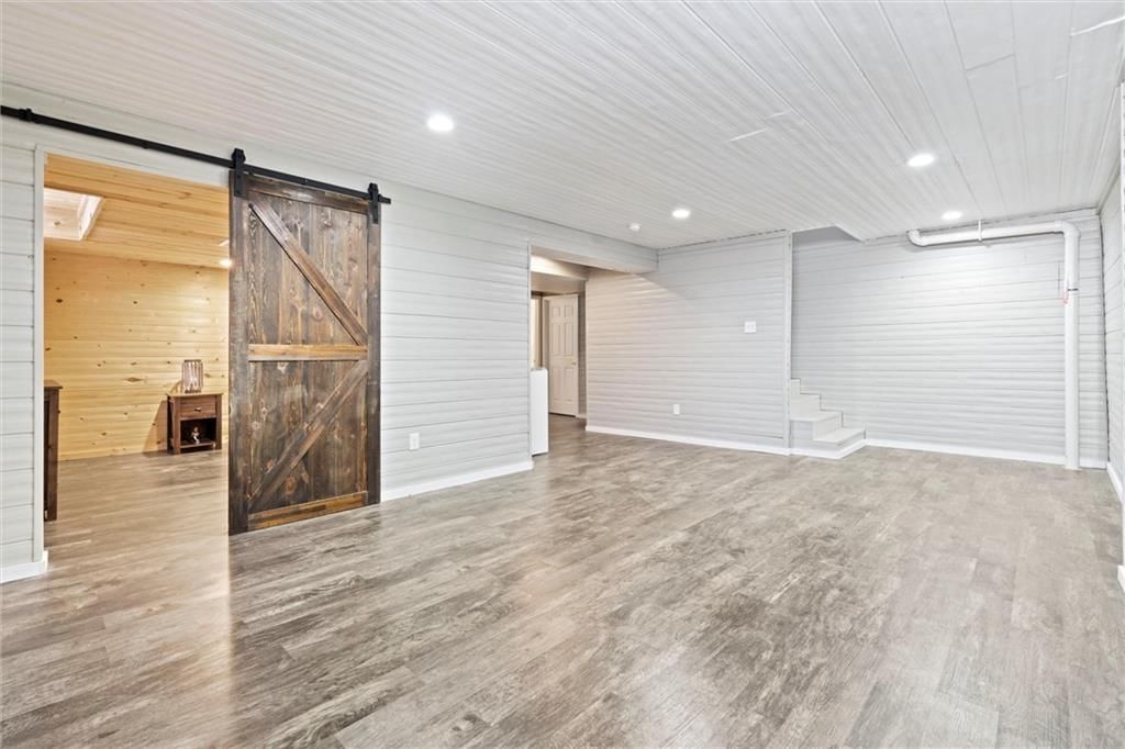 6405 Mccoy Street — photo 32