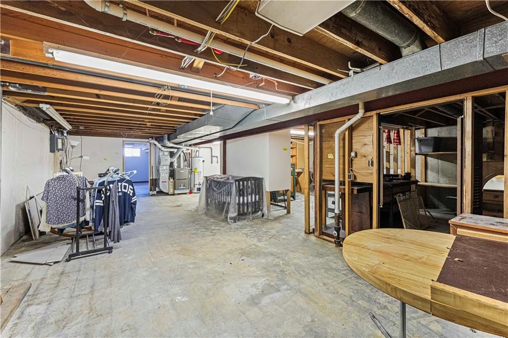 404 Westwind Drive — photo 32
