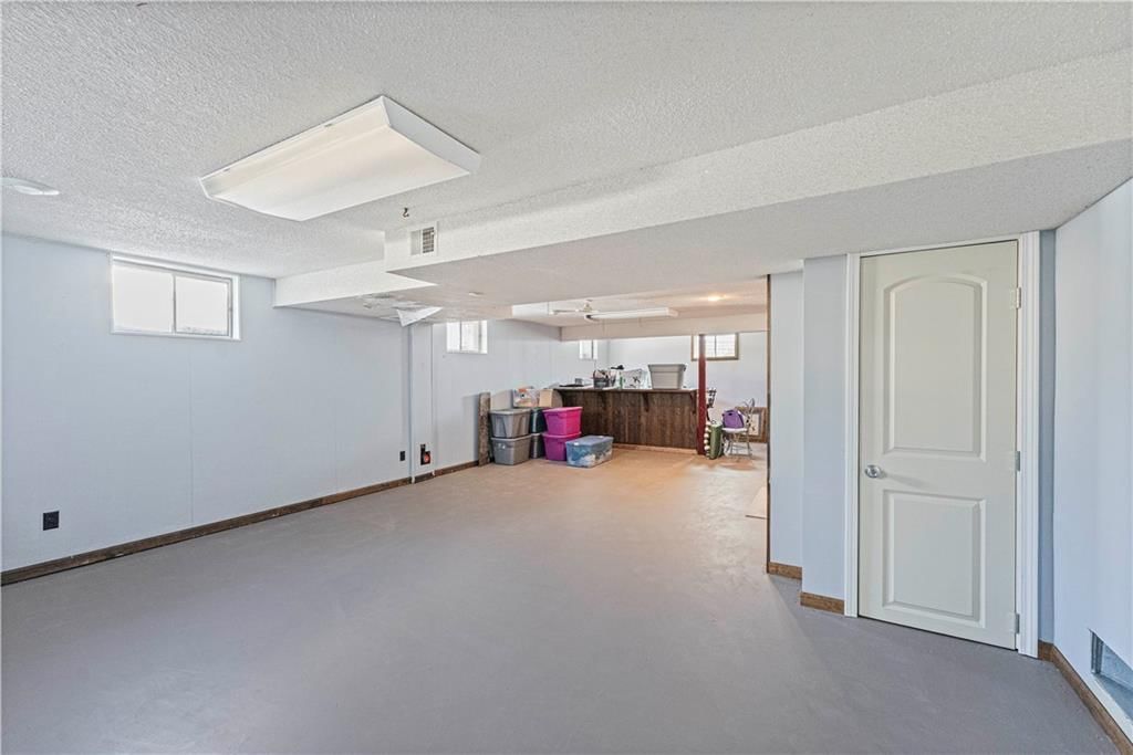 404 Westwind Drive — photo 33