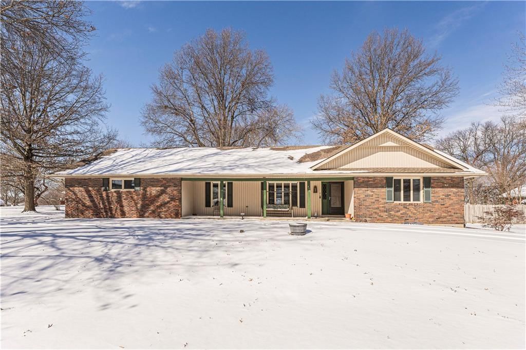 404 Westwind Drive — photo 41
