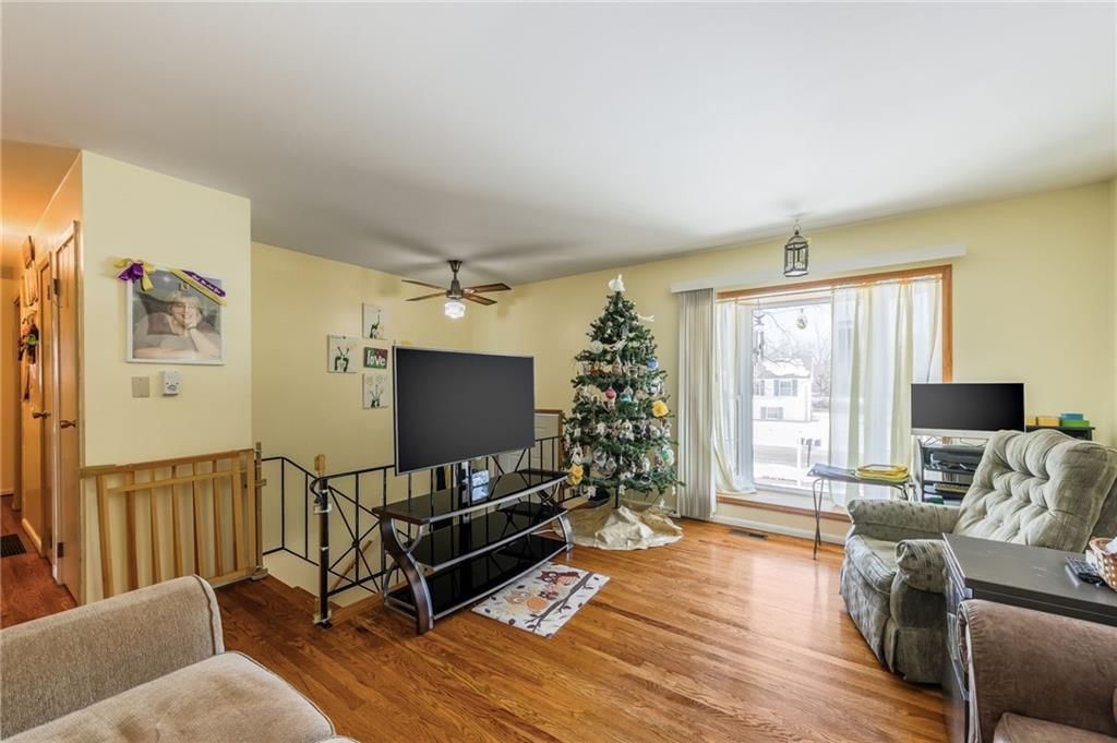 1008 Highland Drive — photo 2