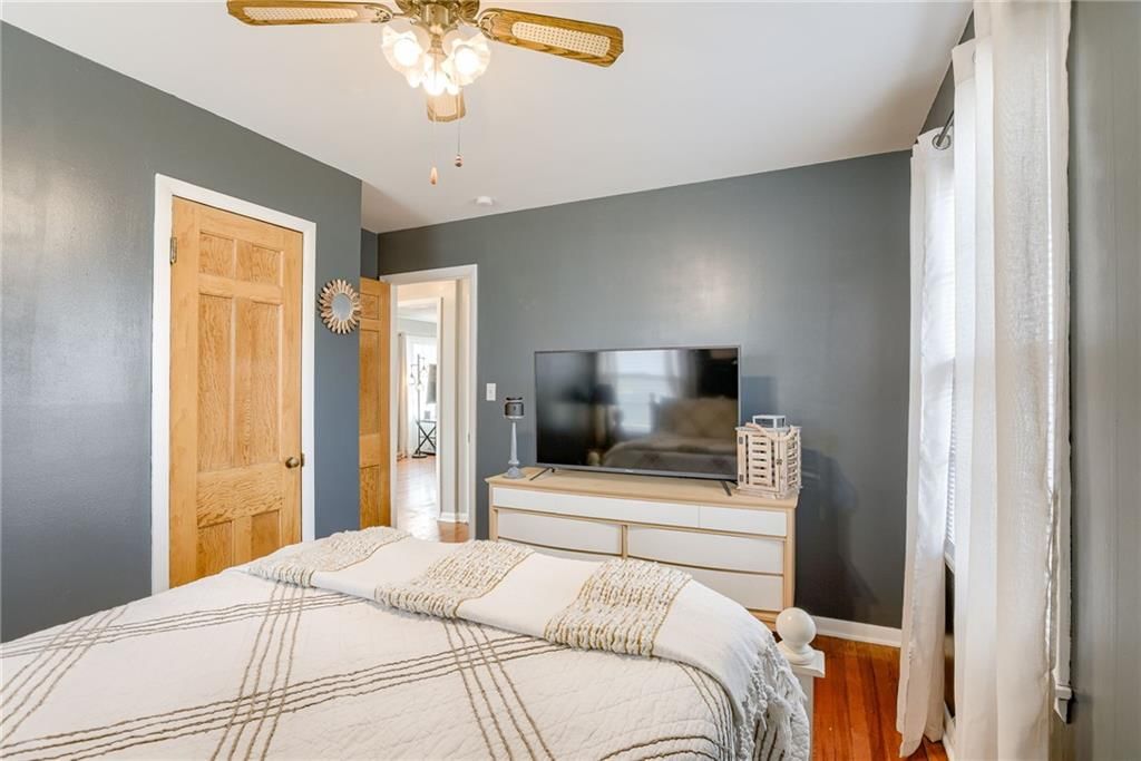 8904 W 81st Street — photo 11