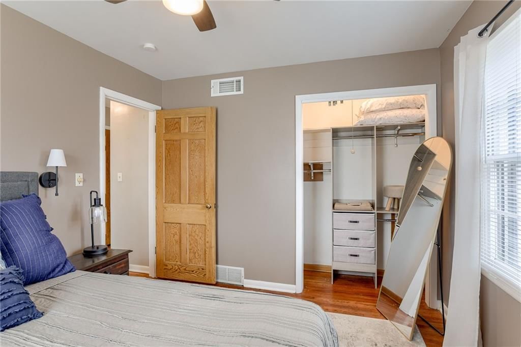 8904 W 81st Street — photo 14