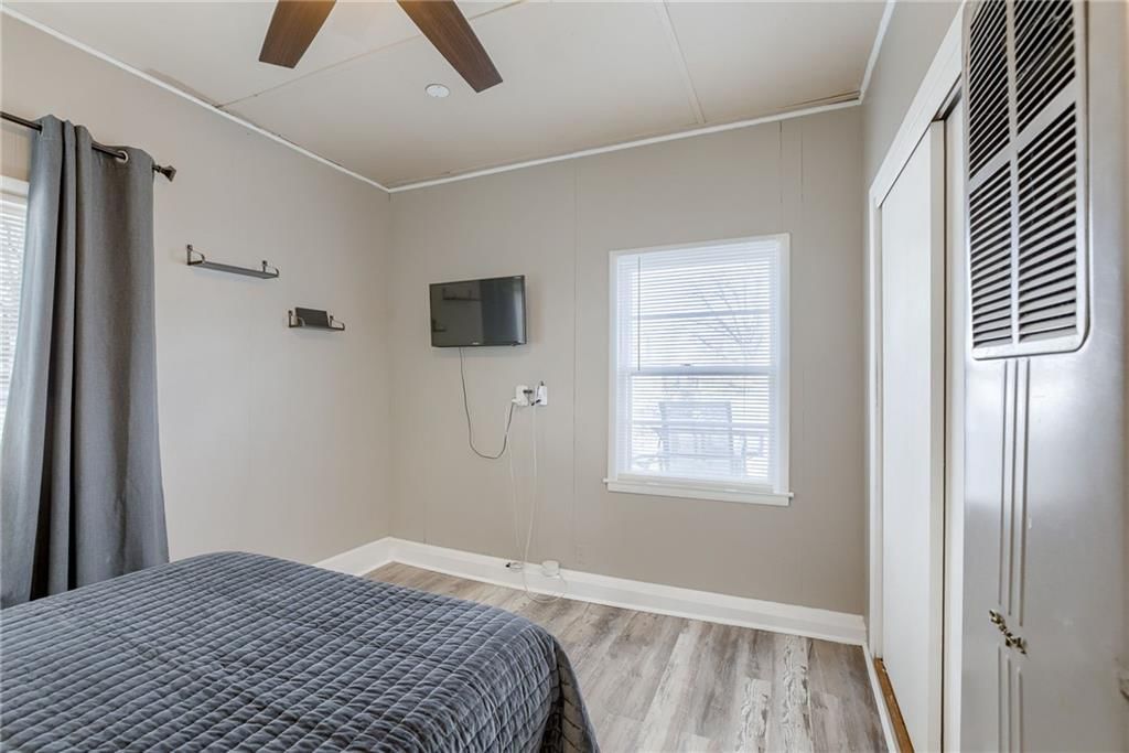 8904 W 81st Street — photo 17