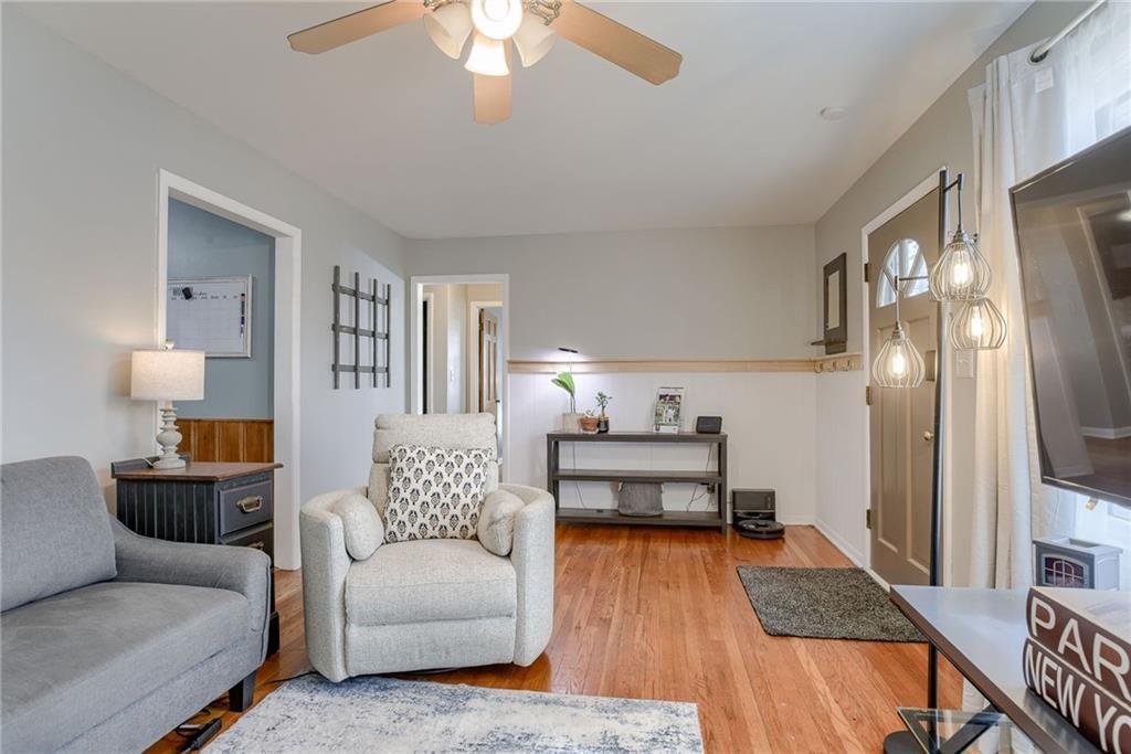 8904 W 81st Street — photo 5