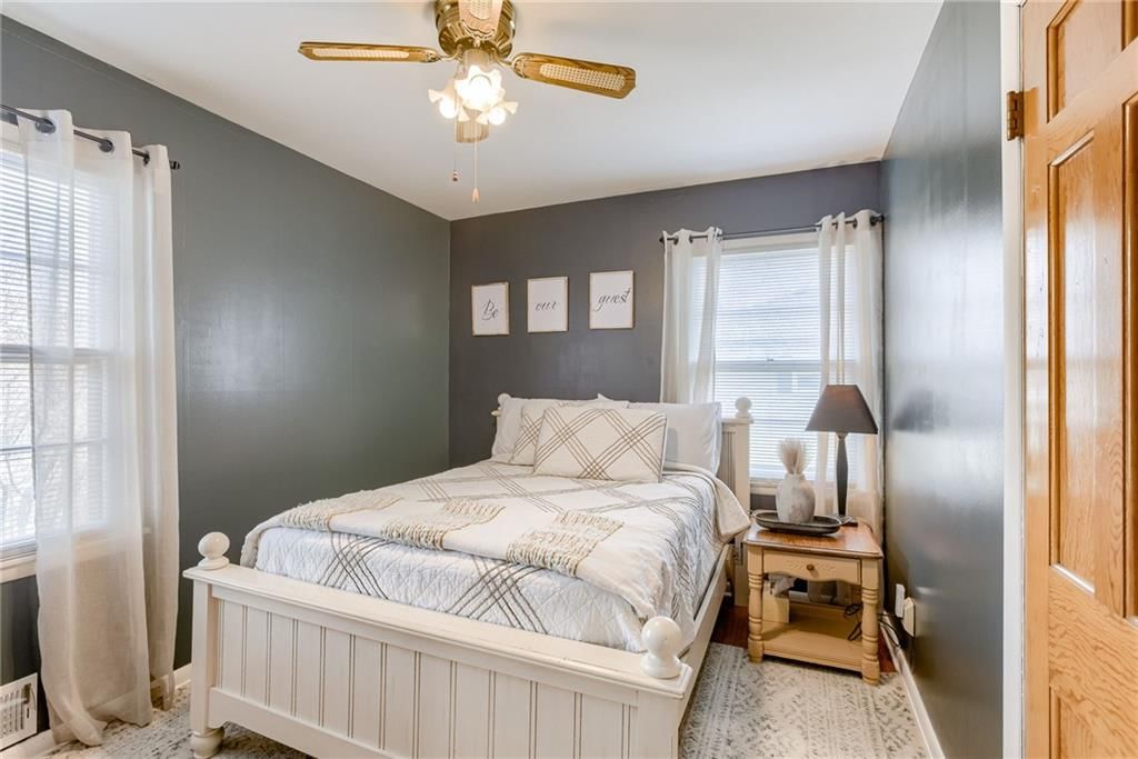 8904 W 81st Street — photo 10