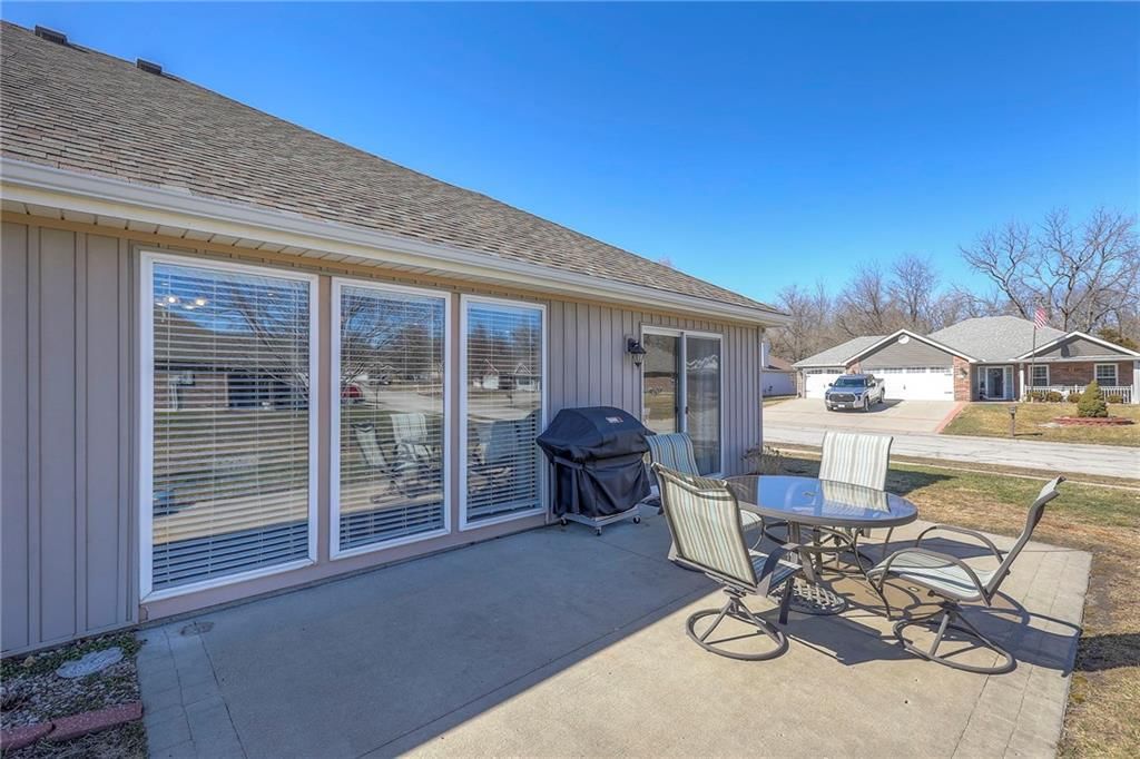 213 NW Jackie Avenue — photo 34