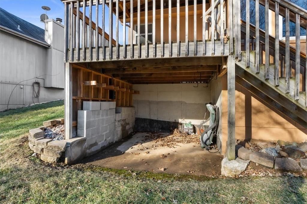 5329 NE Scenic Drive — photo 35