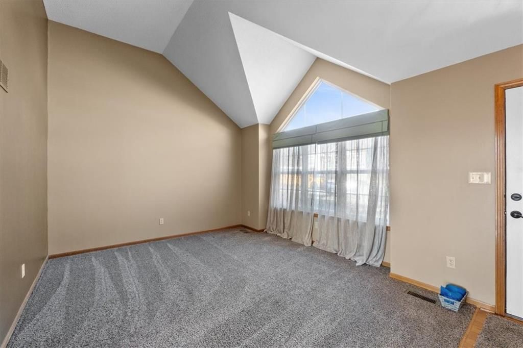 5329 NE Scenic Drive — photo 6