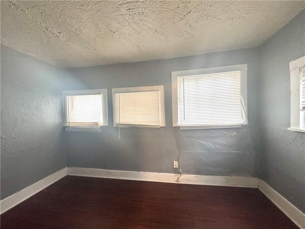 6818 Monroe Avenue — photo 15
