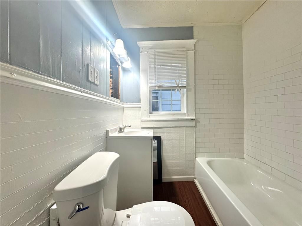 6818 Monroe Avenue — photo 16